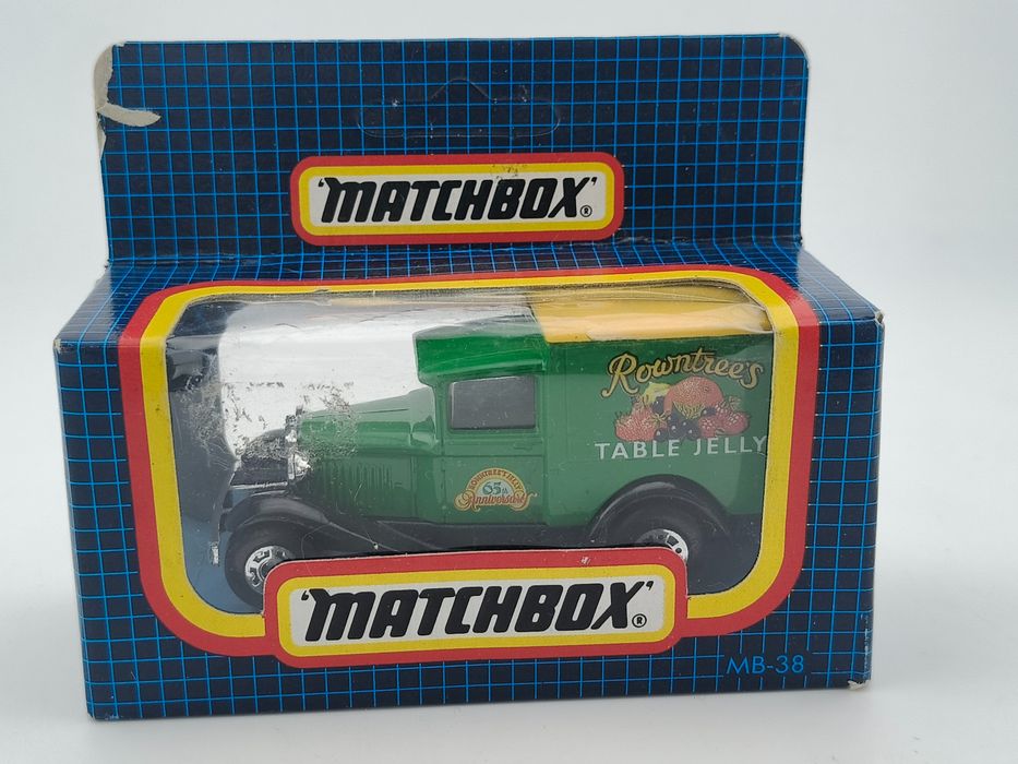 Mb38 Matchbox Ford Model A "Rowntrees" Blue Grid Box