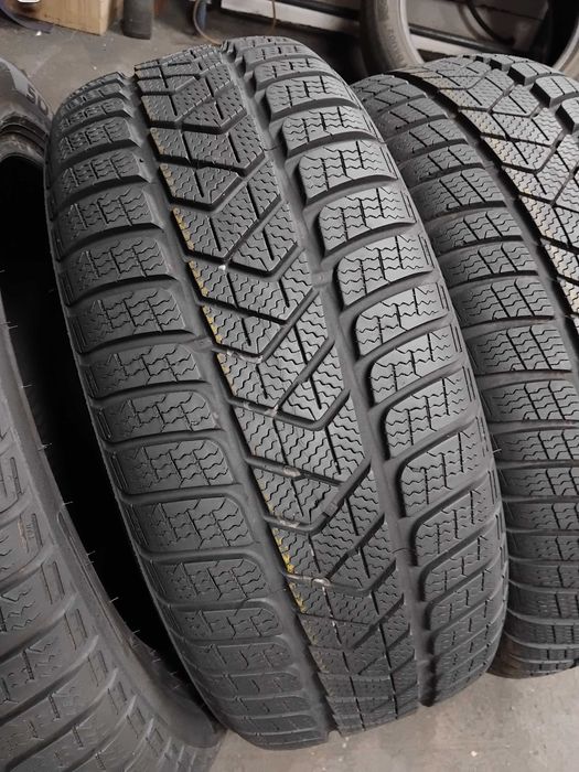 Шини бу 205/50 R17 Pirelli Sottozero 3 Winter Комплект Зима