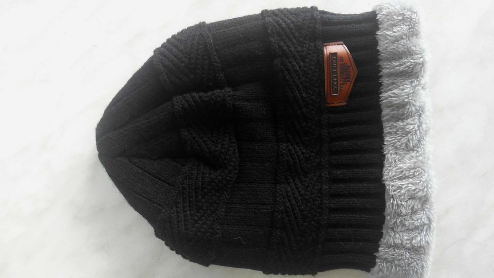 Шапка зимняя,шапка утеплённая.