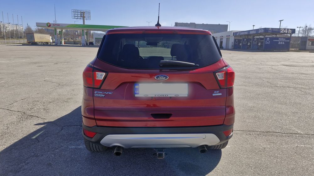 Продам Ford Escape 1.5