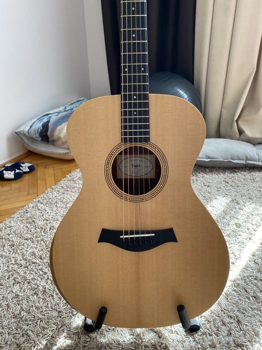 Гітара Taylor Academy 12