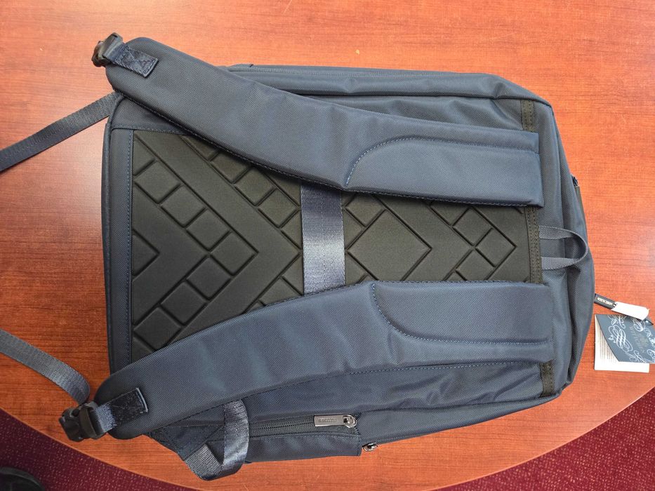 Męski plecak na laptopa 15,6” do samolotu granatowy Wittchen