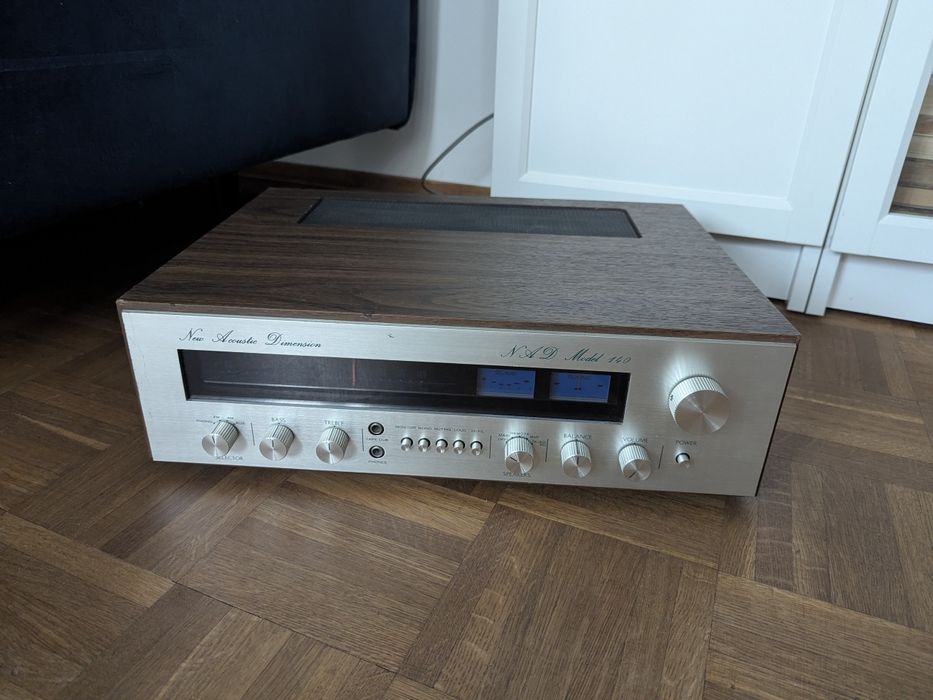 NAD model 140 amplituner vintage