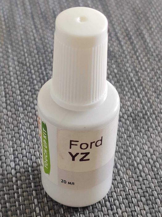 Фарба для підкрасів FORD код кольору YZ у флаконі 20мл