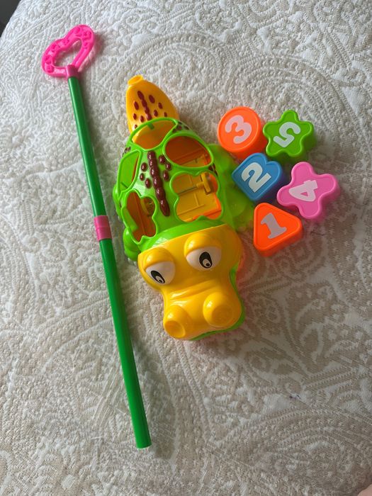 Іграшка-каталка Крокодил