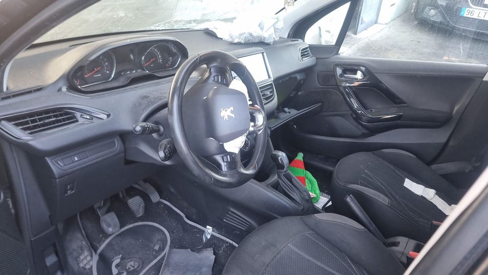 Carro Para Peças Peugeot 208 I Ref: 0011234 2012 - 2019