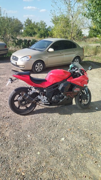 Продам Hyosung gt 650