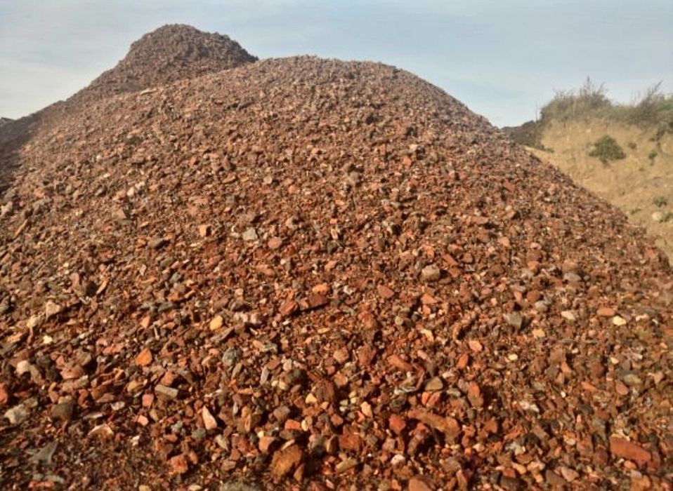 Kruszywo na drogę kamień czarny berga łupek powęglowy drogowy tłuczeń