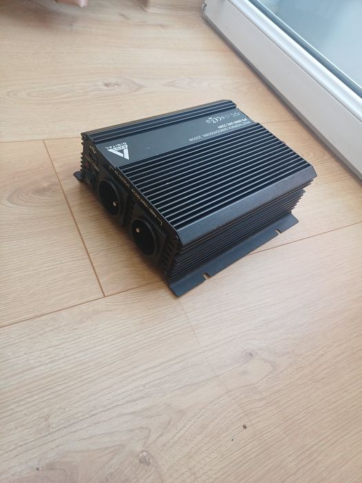 AZO Digital Samochodowa przetwornica napięcia 24 VDC / 230 VAC IPS-2000 2000W