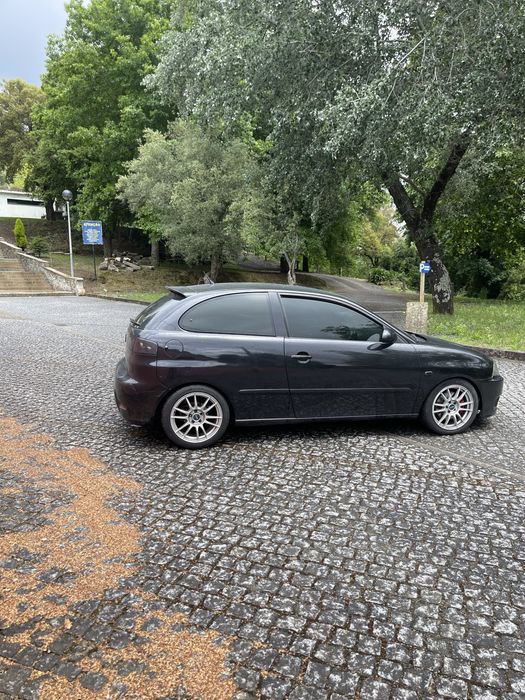 Seat ibiza 6l pd 130 5lugares