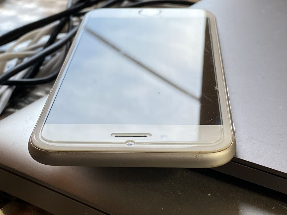 Iphone 6s 16gb neverlock, акб 100%