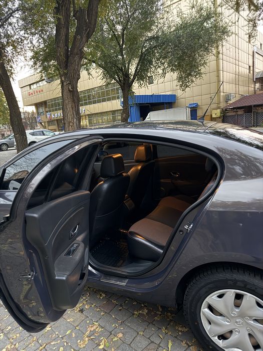 Продам Renault Fluence 2013