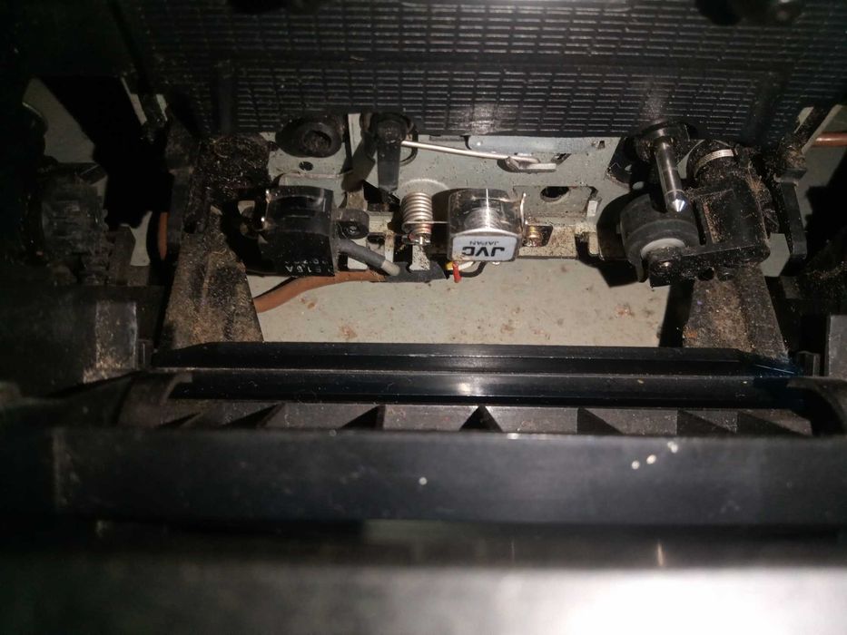 Касетная дека TEAC V-600