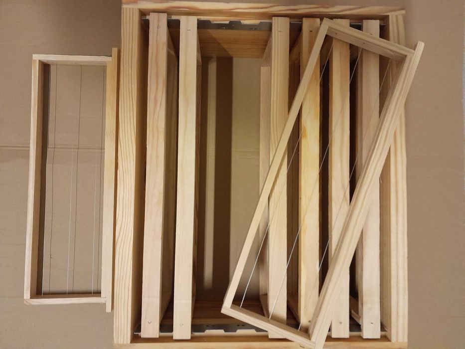 Want to Produce Premium Honey? Use High-Quality Materials!64285182510978122