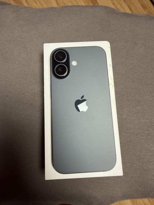Iphone 17.   256GB