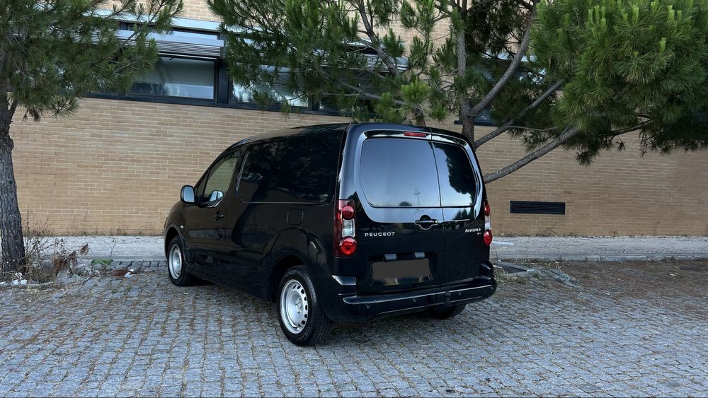 Peugeot Partner 1.6 hdi 3 lugares  ( VENDIDA )
