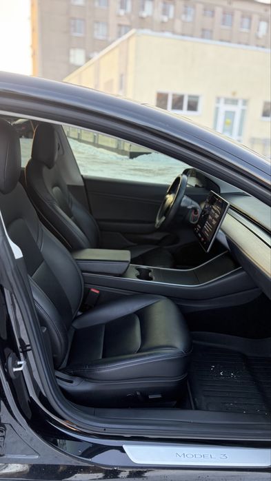 Tesla Model 3 Dual Motor Long Rang