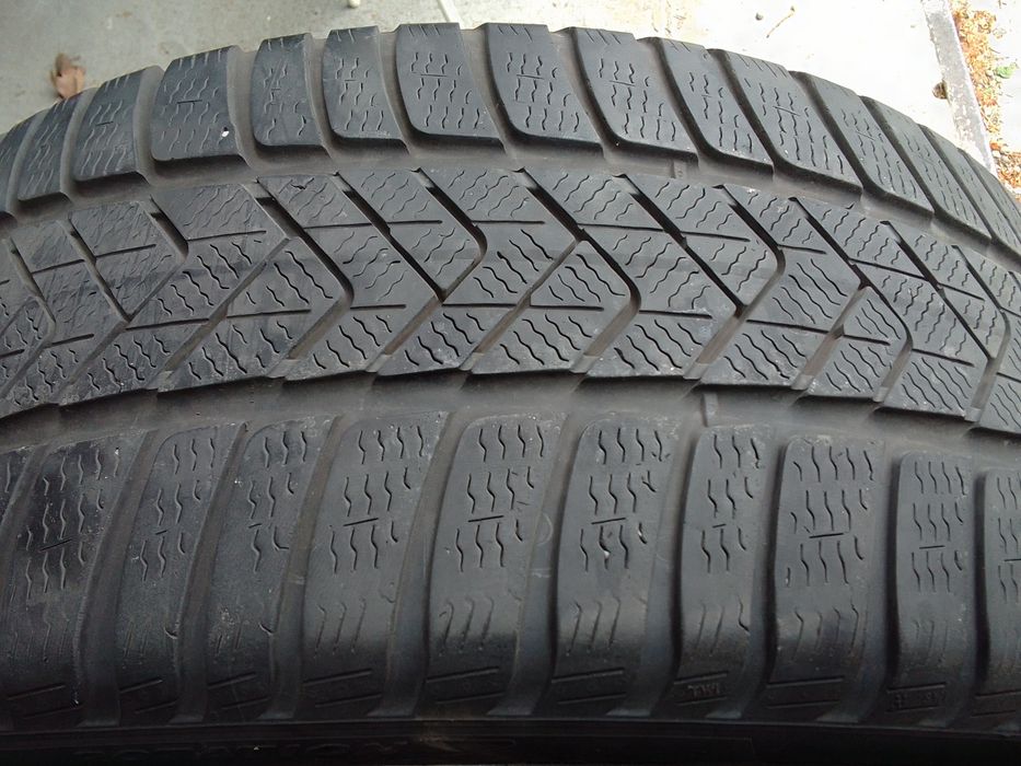 1 Opona zimowa 255/35r21 PIRELLI 2021r
