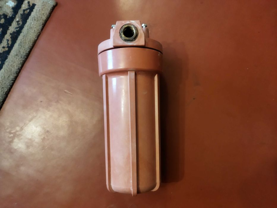 Корпус фильтра USTM +фильтр для горячей воды 1\2.