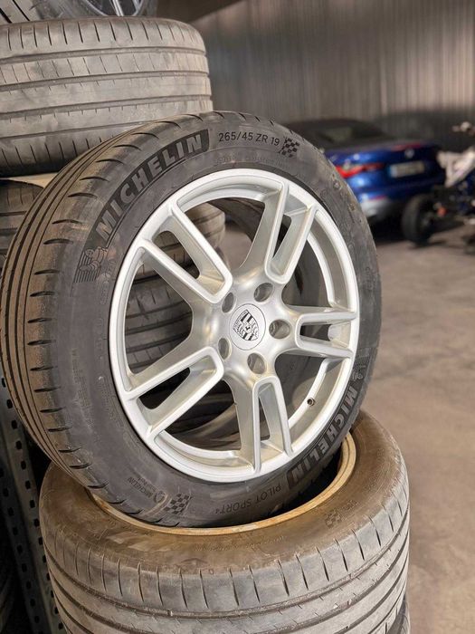 Jantes Porsche Panamera 5x130 R19"