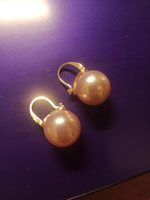 Сережки з перлинами.