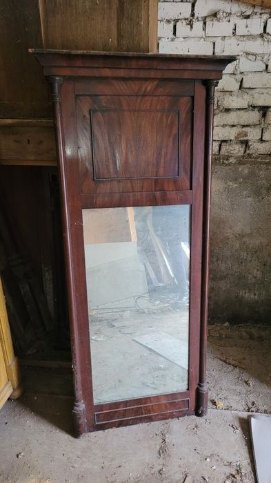 Sprzedam stare  lustro do renowacji.