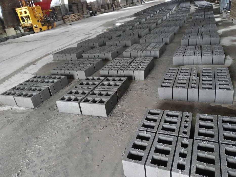 Виготовлення бруківки, поребриків, бордюрів. Доставка. Бетонні блоки