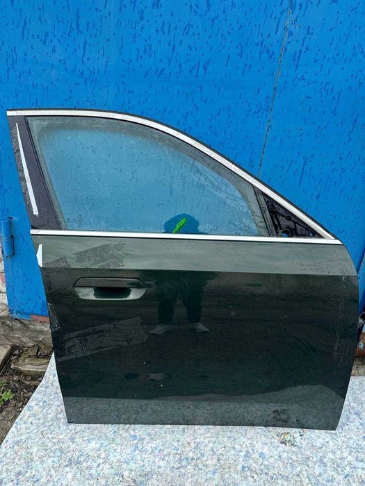 Дверь BMW X1 2025 U11 передня права задня права передня ліва задня ліва SANREMO GREEN METALLIC (C4E)