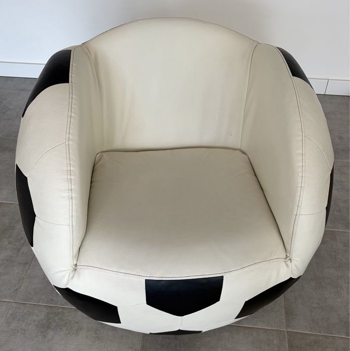 Fotel obrotowy piłka nożna