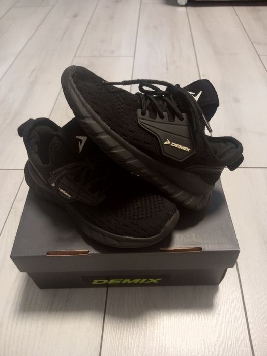 Кроссовки демикс