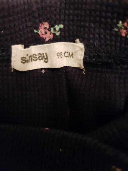 Nowe legginsy prążkowane roz.92/98 Sinsay