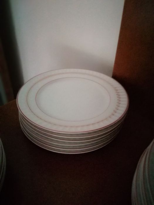 Serviço de jantar Vista Alegre anos 60, café e chá lindíssimo