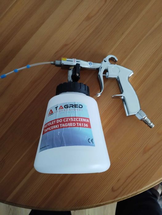 Pneumatyczny pistolet czyszczący tapicerkę 1L