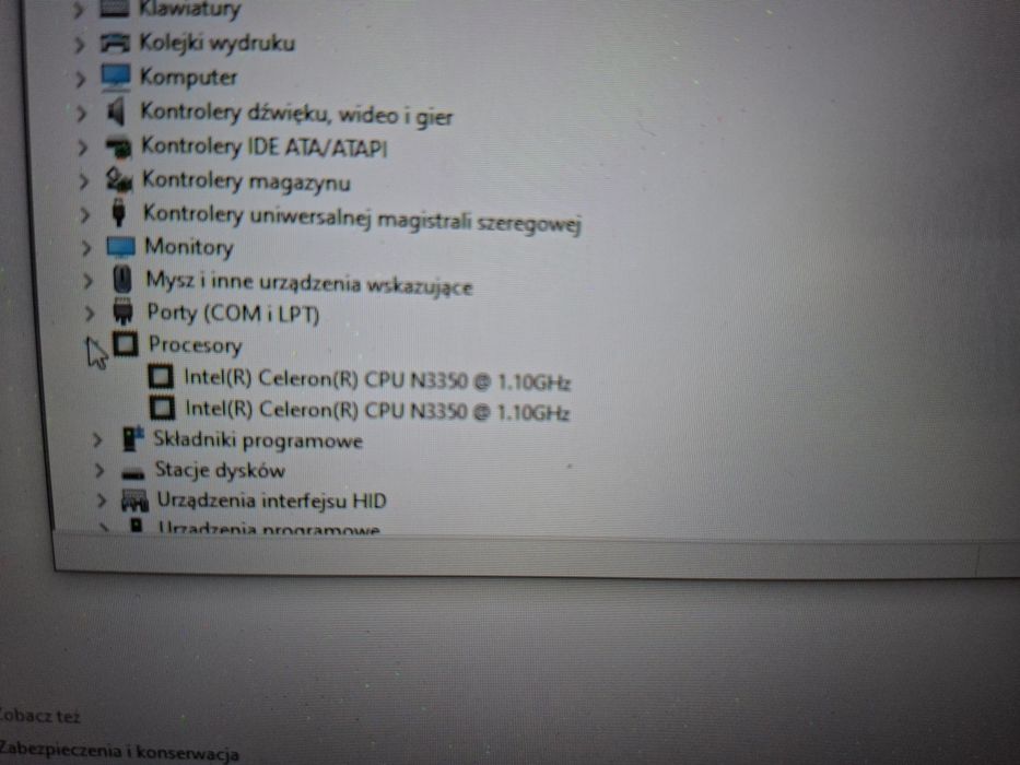 Mały poręczny netbook