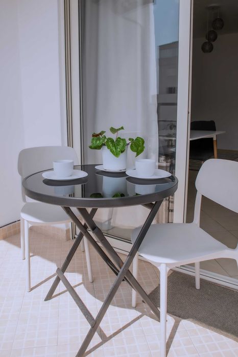 Аренда апартаменты 1+1,20евро,вид на море и горы.Дуррес  Албания .