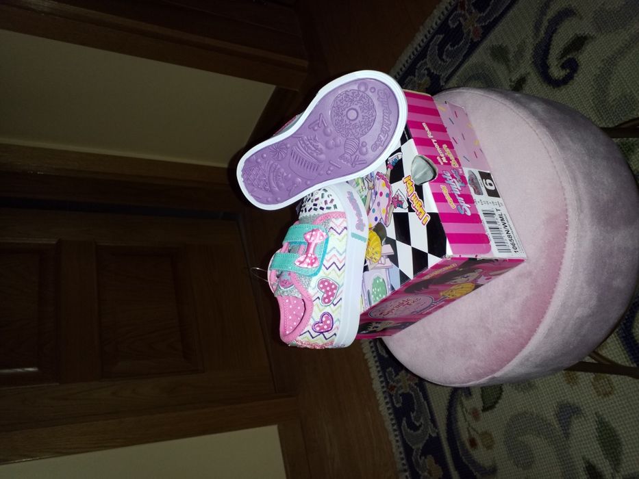 Ténis da SKECHERS lindíssimos NOVOS