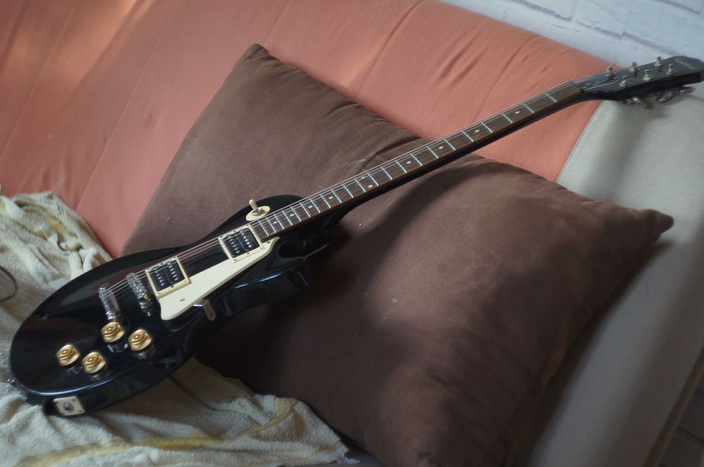 Gitara elektryczna Epiphone les paul 100 czarna