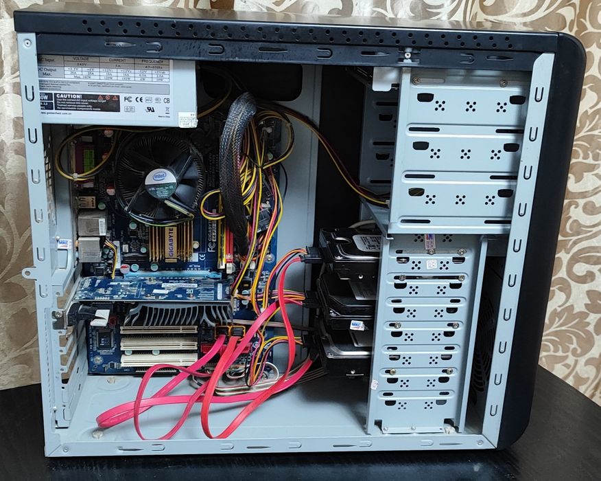 Системный блок, монитор, клавиатура. Компьютер