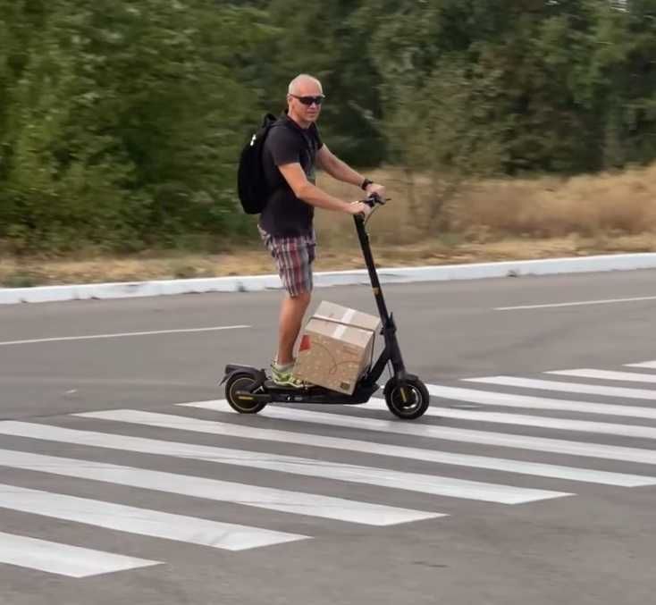 Багажник для самоката Ninebot и других