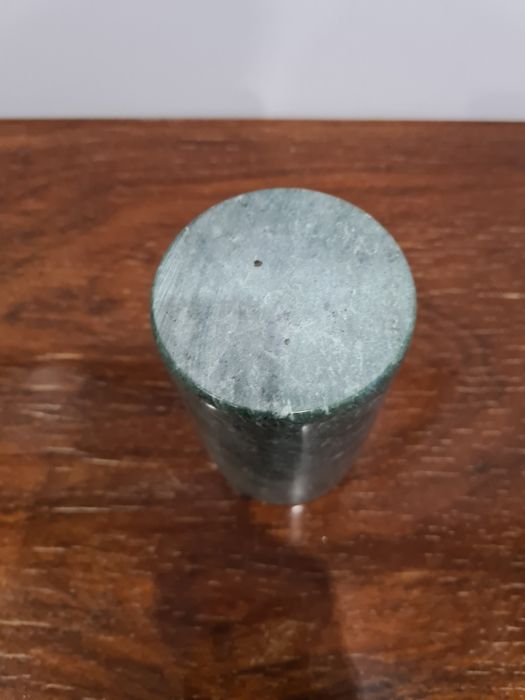 Porta lápis em mármore