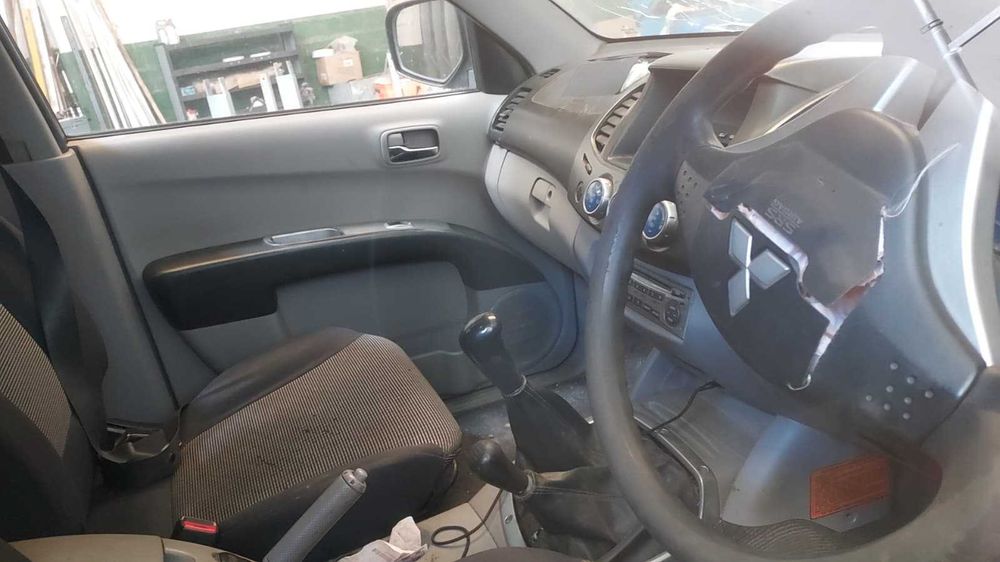 Mitsubishi  L 200 de 2009