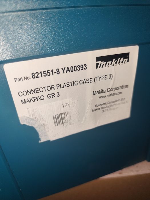 Carregador de baterias e duas baterias 4Ah MAKITA