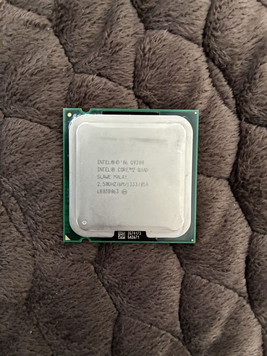 Zestaw quad q9300, 6GB RAM ddr2, radeon 4850, Seasonic 400W, 160gb HDD