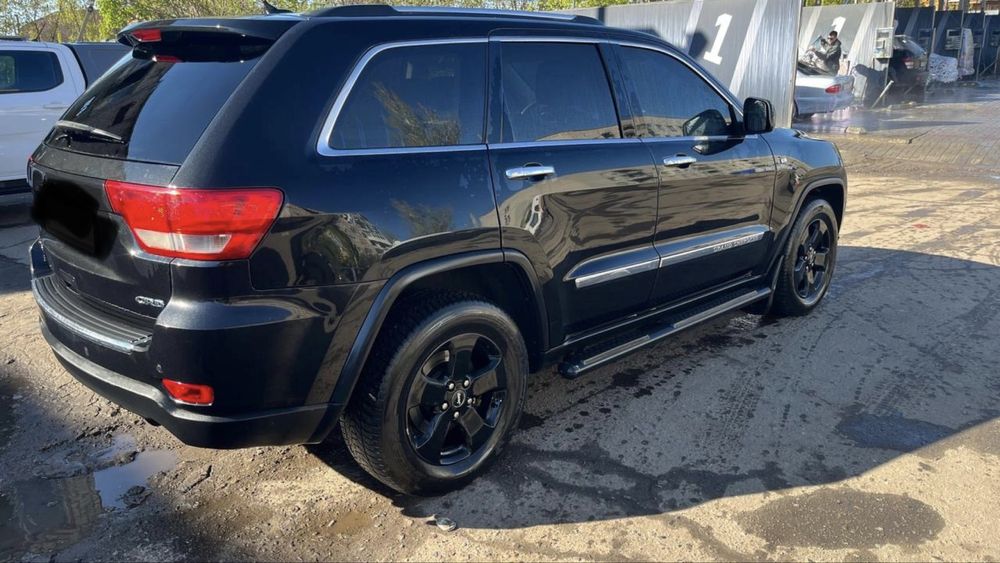 Надійний  повністю обслужений автомобіль