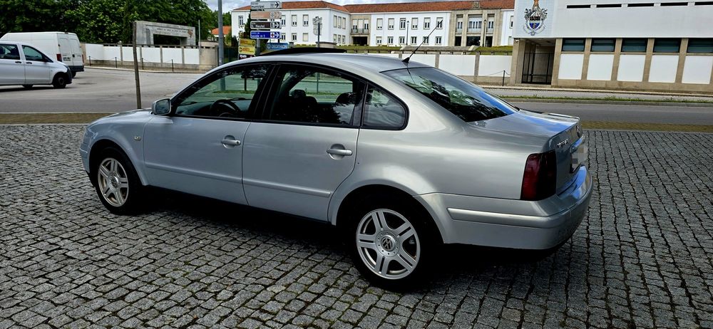Vw Passat  1.9 TDI  110 cv
