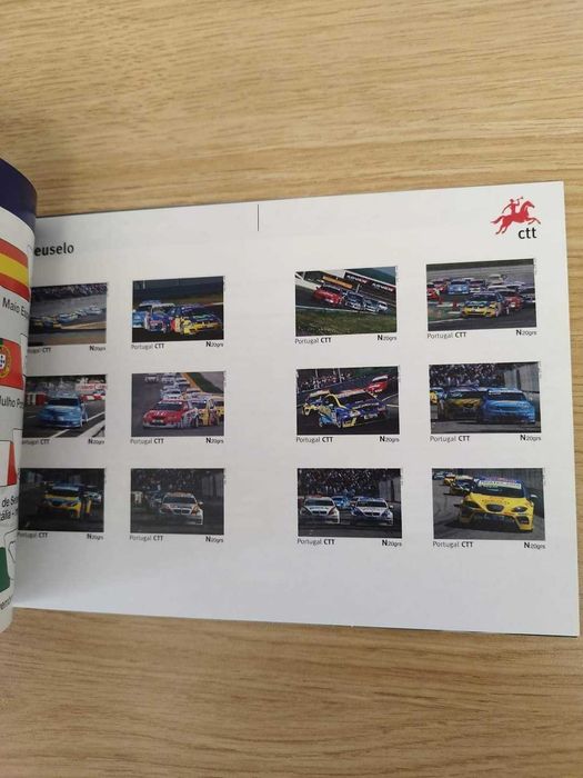 Caderneta comemorativa de 12 selos e 6 postais sobre WTCC no Estoril