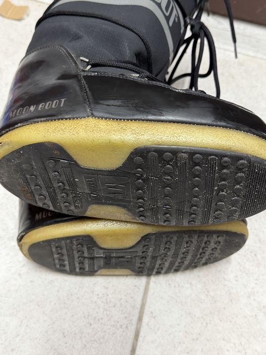 Чоботи moon boot