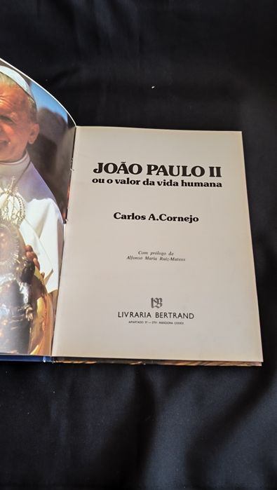 Livro "João Paulo II ou o valor da vida humana", de Carlos A. Cornejo