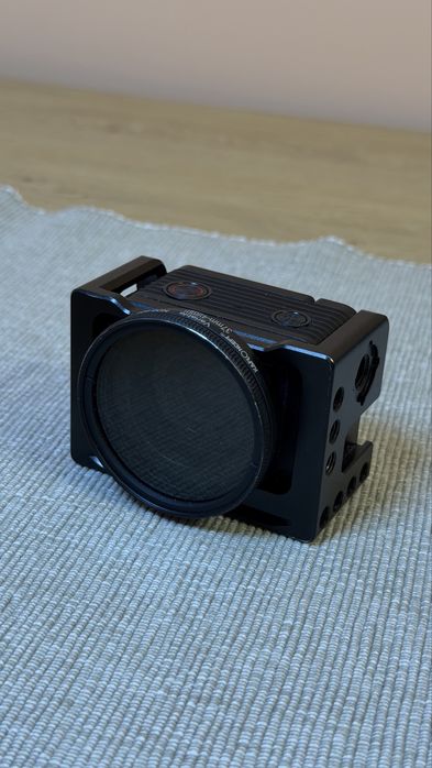 Відеокамера sony rxom 2