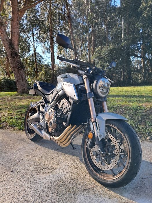 Honda CB 650 R 2021 70kw